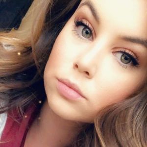 Meet your Posher, Victoria